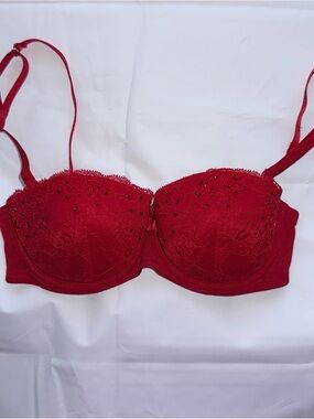 La SENZA Red Lace Embellished Demi Bra Sz 32C